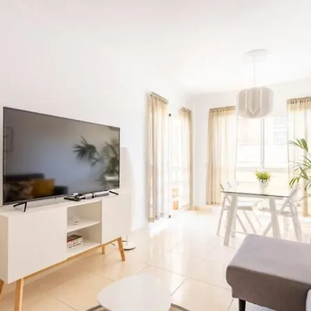 Amplio Y Comodo En Callao Salvaje. Apartman *